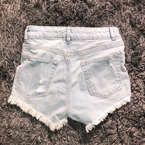H&M Divided Light Denim High Waisted Jean Shorts - Picture 2 of 8
